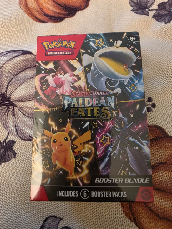 Other - Scarlet & Violet Paldean Fates Booster Bundle - Pikachu Artwork (Black/Yellow)
